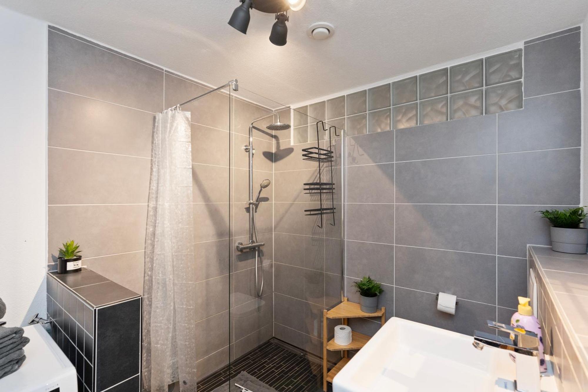 Ferienwohnung Greta in Friedrichshafen am Bodensee Buitenkant foto